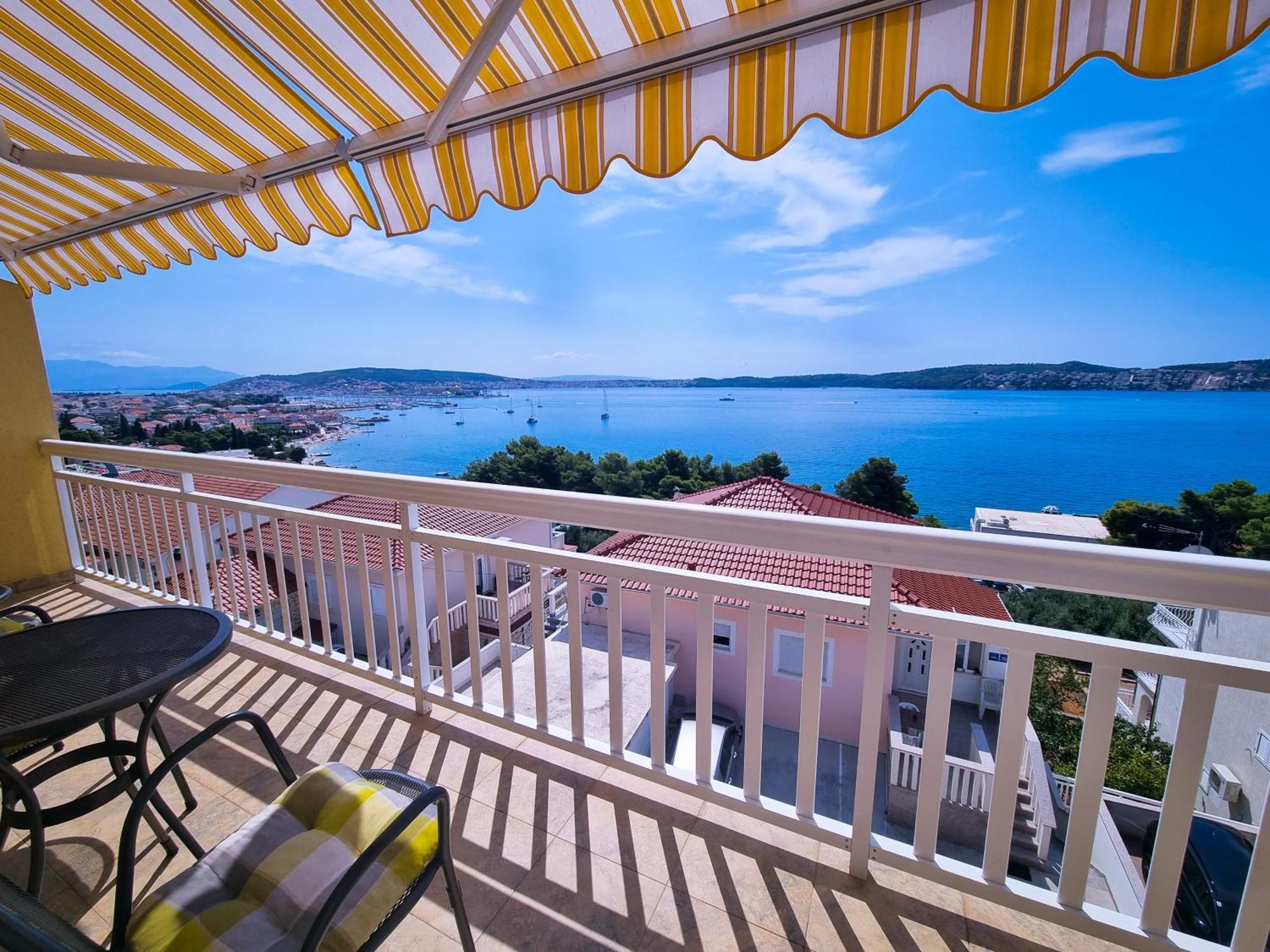 Apartments Ana Trogir Zewnętrze zdjęcie
